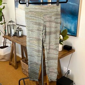Z Supply Camouflage Leggings. Sz XS